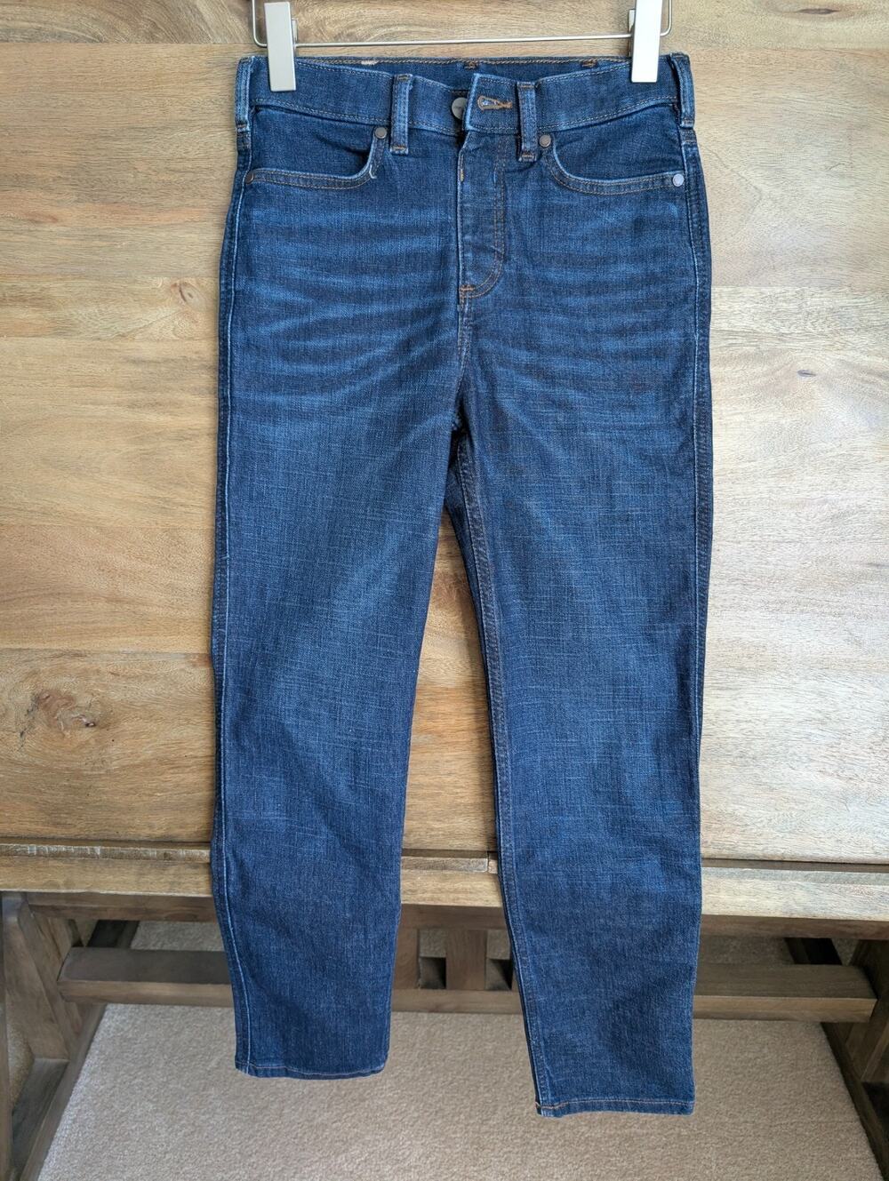 NWT Carhartt The Mason Pull On Jeans Womens 0 Short Dark Navy Stretch 107491-HQ4